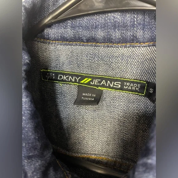Dkny jeans jacket ❤️ - Picture 5 of 11